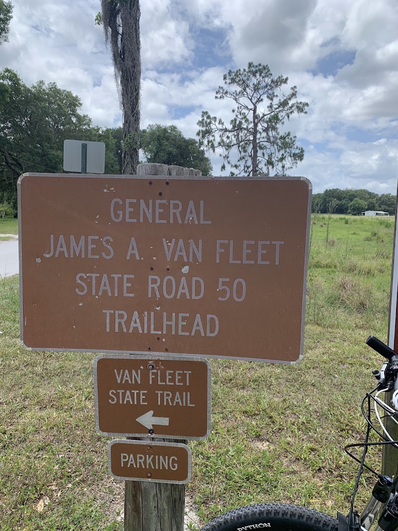 Van Fleet Trail - Mabel Trailhead photo 2