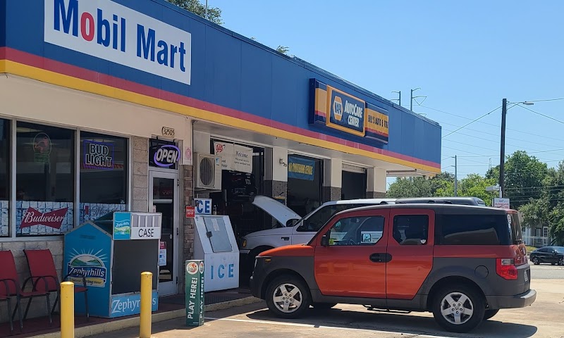 Bills Mobil & Auto Service Center photo 2
