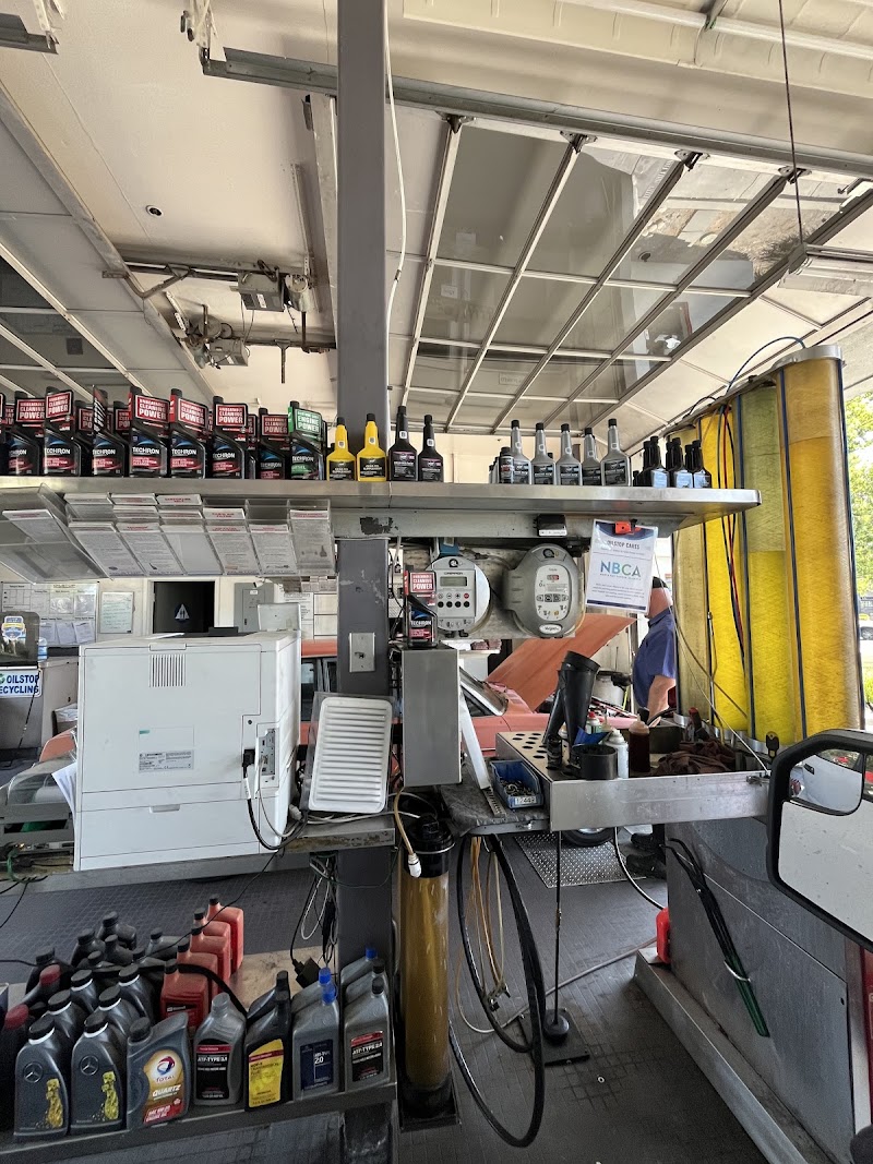 Oilstop Drive-Thru Oil Change photo 4