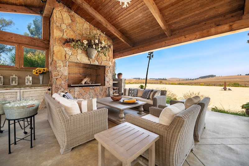 Fletcher Irwin, Realtor, Perch Real Estate photo 2