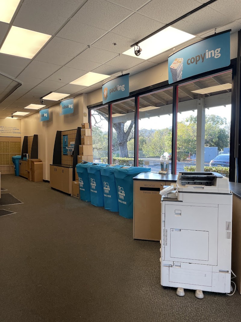 The UPS Store photo 3