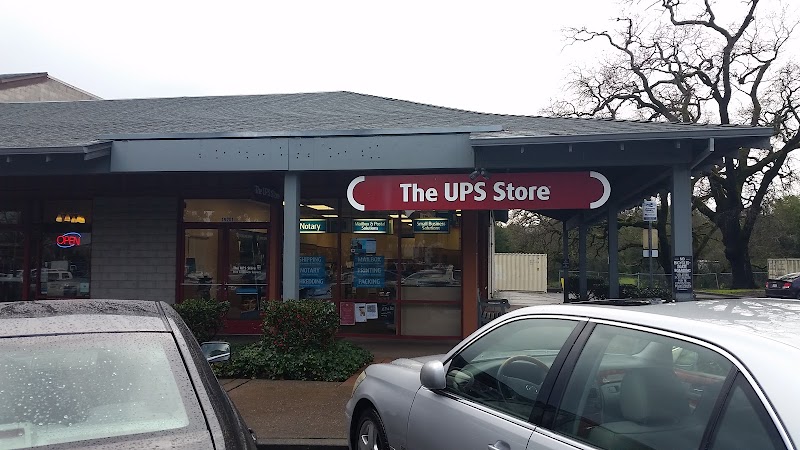 The UPS Store photo 2
