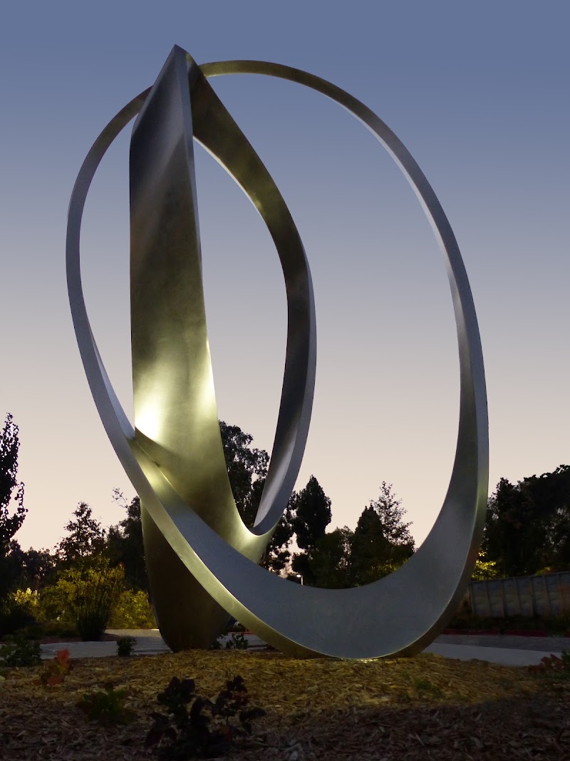Photo of Albert Dicruttalo Sculptor/Artist