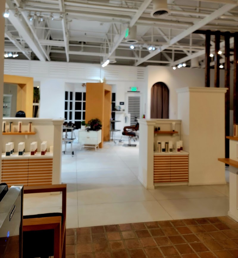 VIANGE FUGA HAIR SALON photo 2