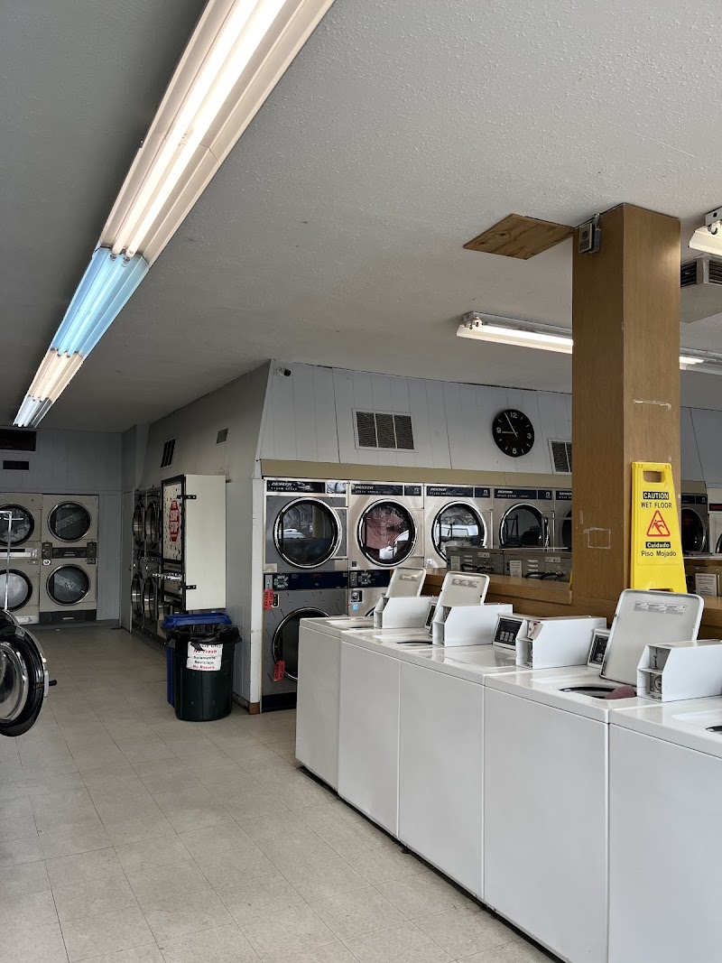 The Wash House Laundromat photo 2