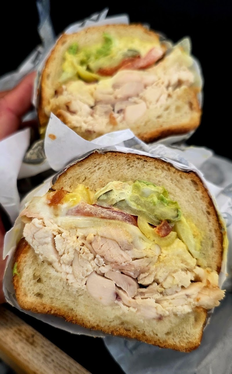 THE BOYS' DELI photo 5