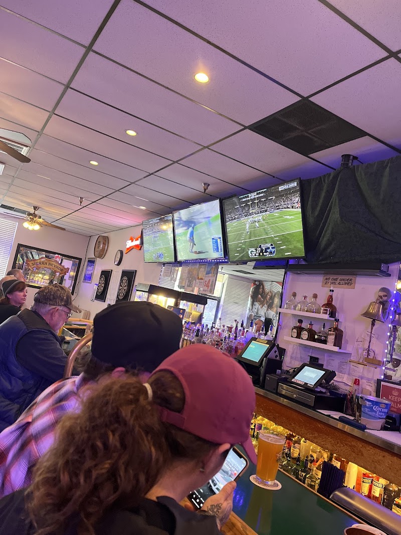 Schoony's Bar photo 2