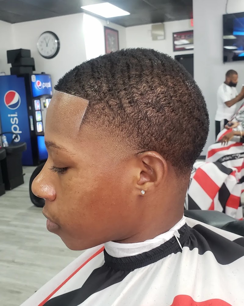 Daytona The Barber @ Power Circle Barbershop photo 2
