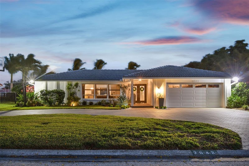 Clarke Realty photo 5