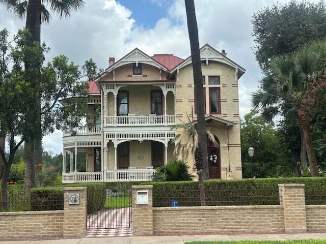 King William Historic District photo 4