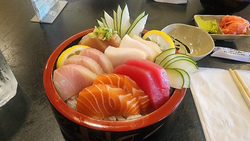 Matsuyama Sushi Restaurant photo 4