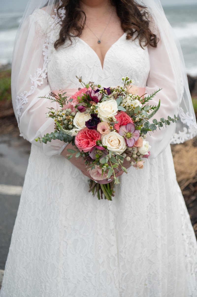 TIDE + BLOOM photo 2