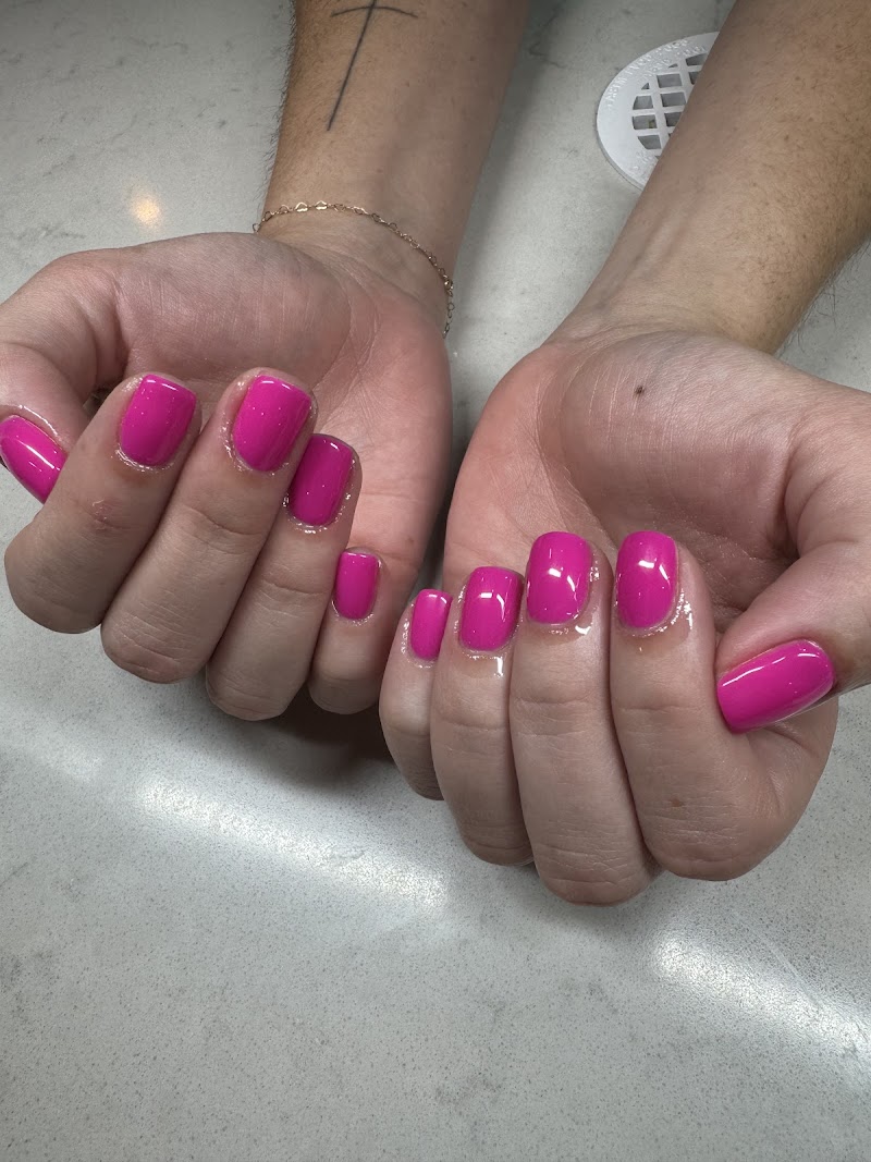 5TH NAIL LOUNGE photo 5