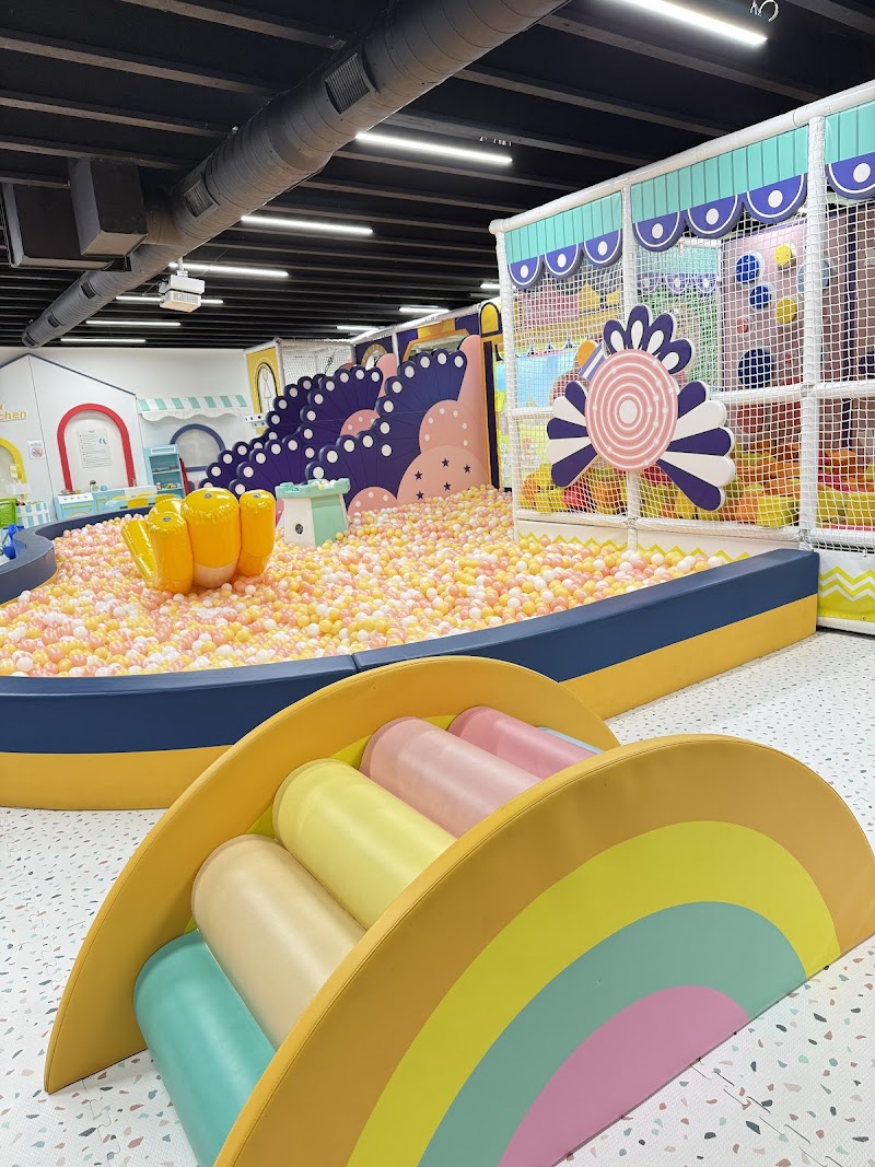 Photo of Kool Kids Club - Indoor Playground & Birthday Party in Los Angeles