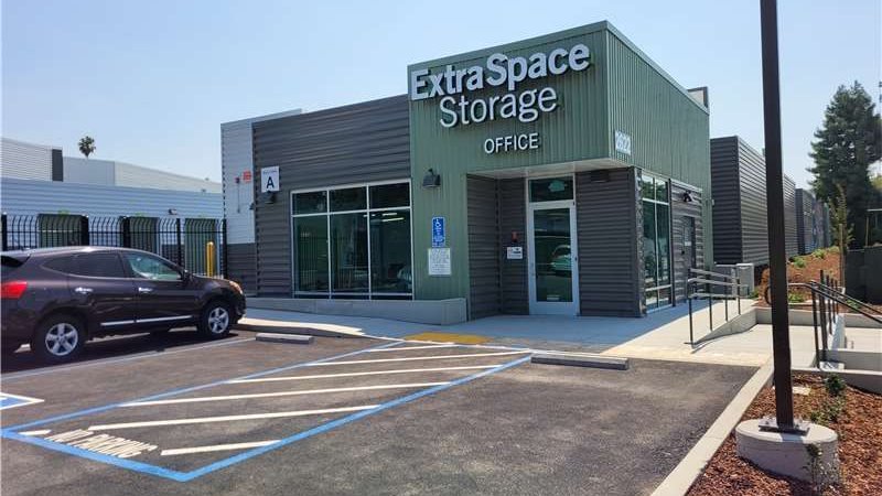 Photo of Extra Space Storage