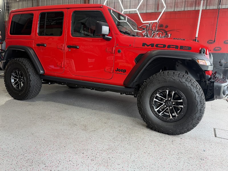 The detail specialist photo 3