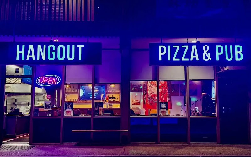 Hangout Pizza & Pub photo 3