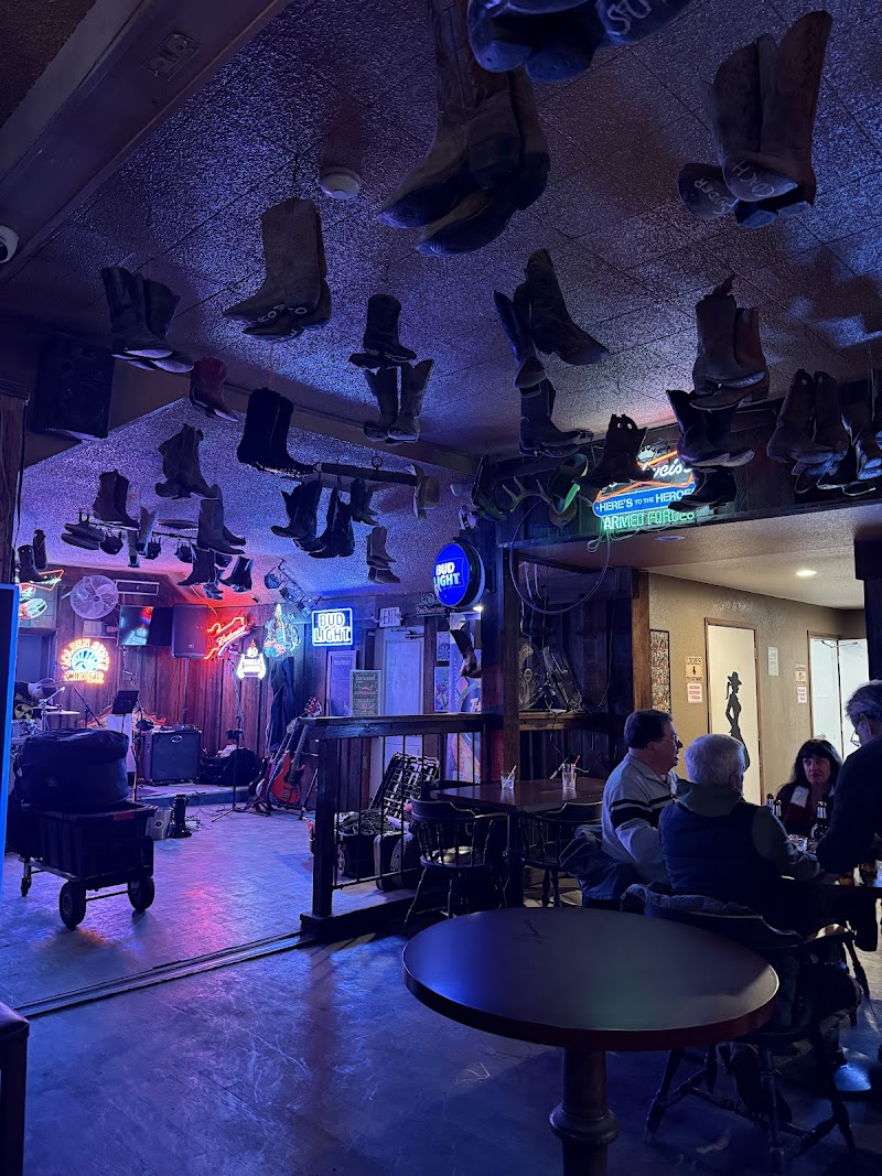 Clayton Club Saloon photo 3