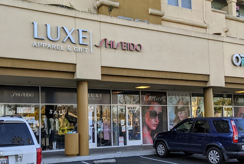 Photo of LUXE Apparel & Gift (럭스 한국의류 시세이도 우메켄)