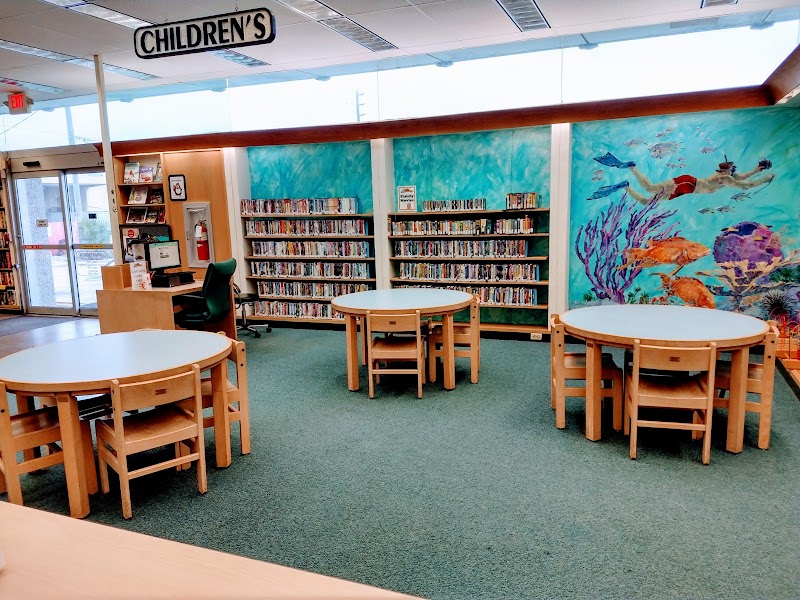 St. Pete Beach Public Library photo 2