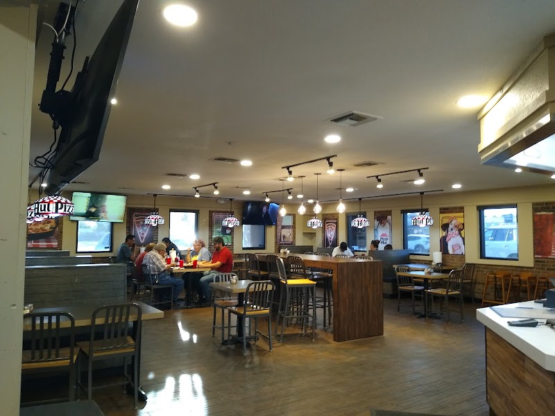 Pizza Hut photo 4