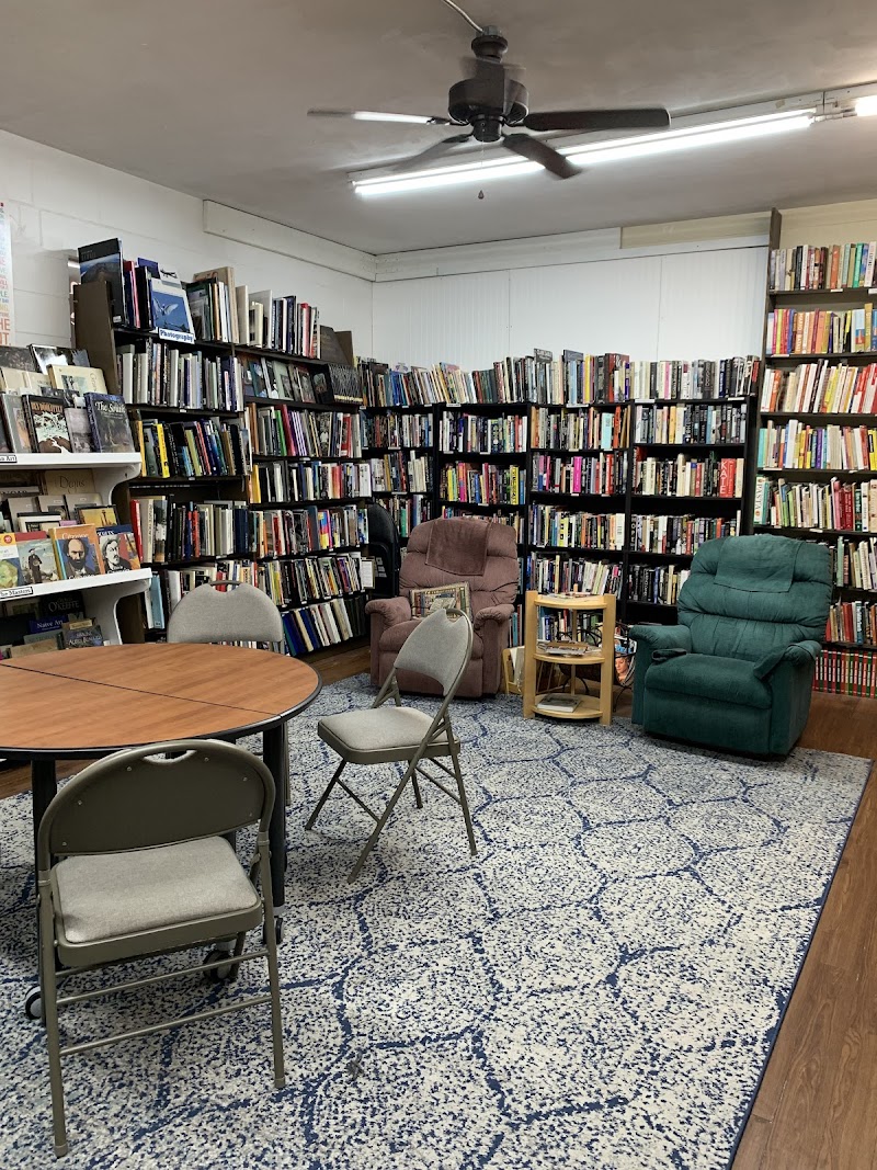 Family Book Shop photo 5