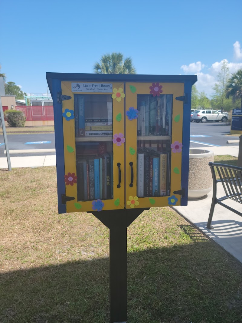 Photo of HCC Little Free Library