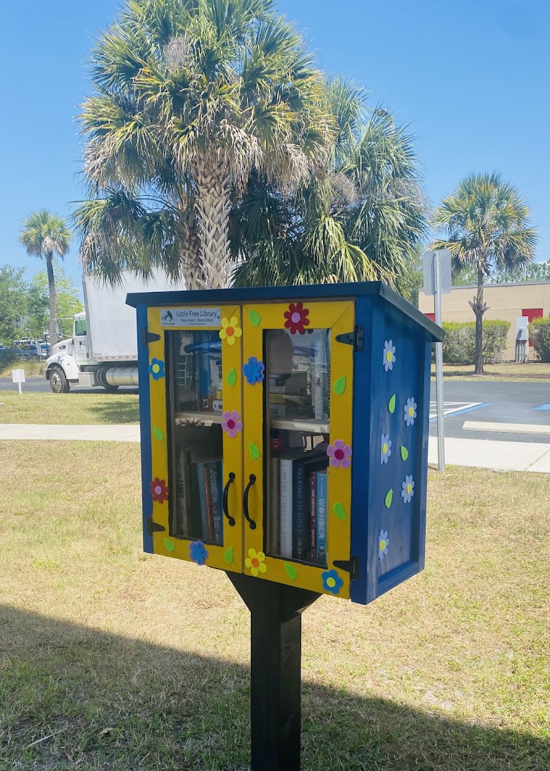 HCC Little Free Library photo 3