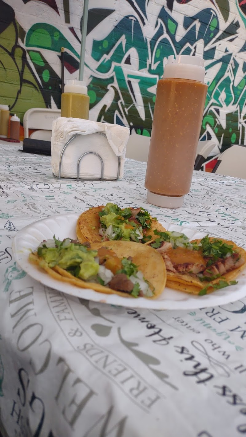Tacos estilo DF La Casita Tatemada photo 3