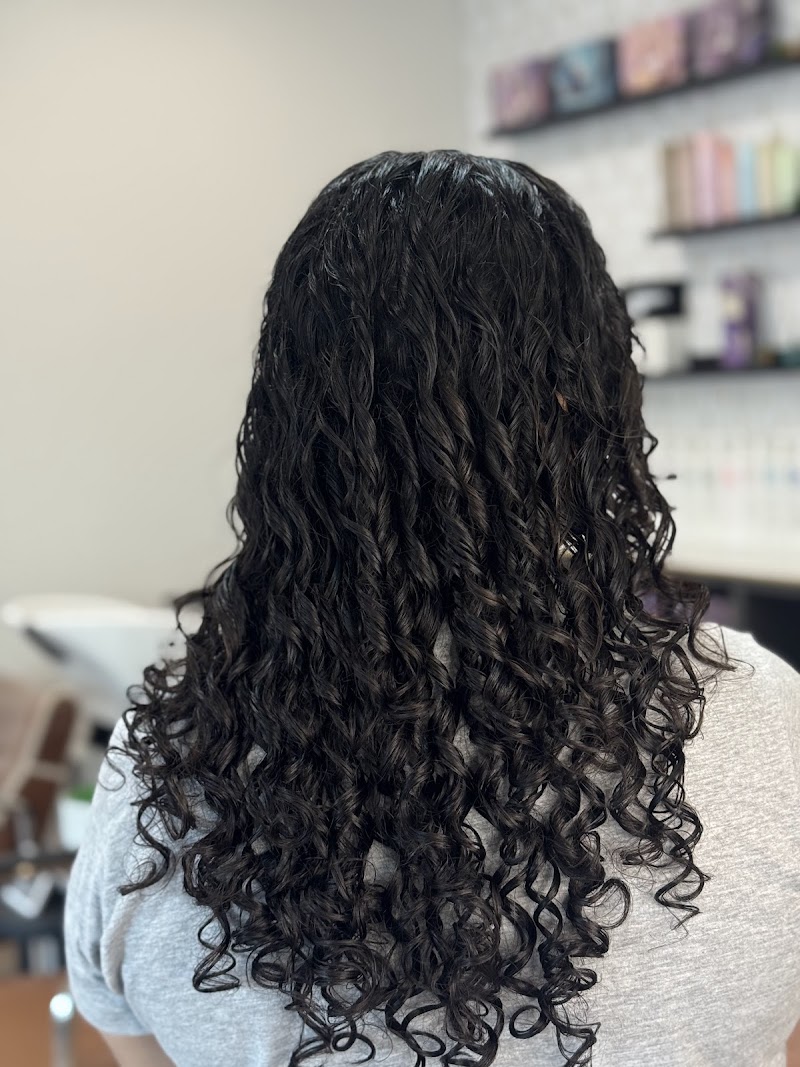 Gloss & Co Salon photo 5