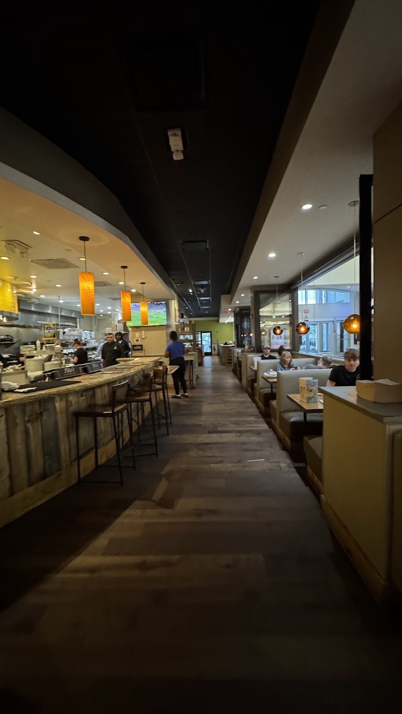 California Pizza Kitchen photo 5