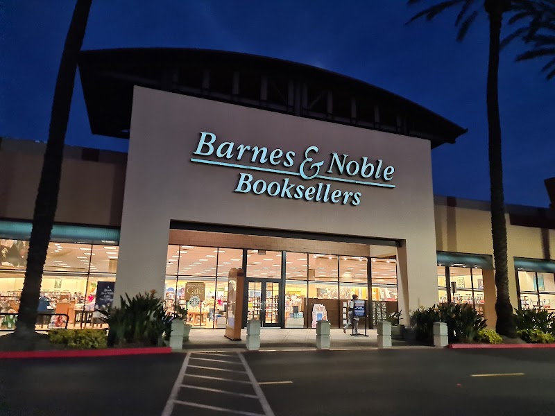 Photo of Barnes & Noble