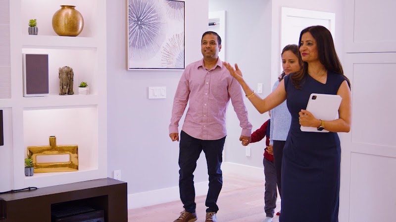 Realtor Manu Changotra - manurealestate photo 4