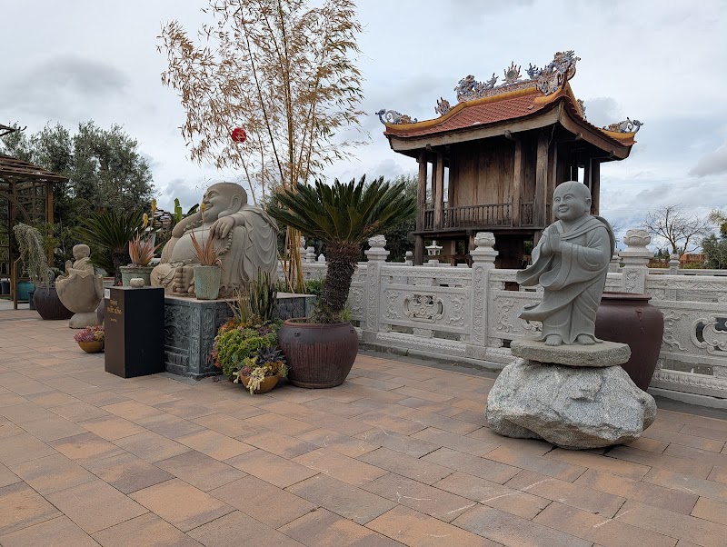 Tam Ty Metta photo 5