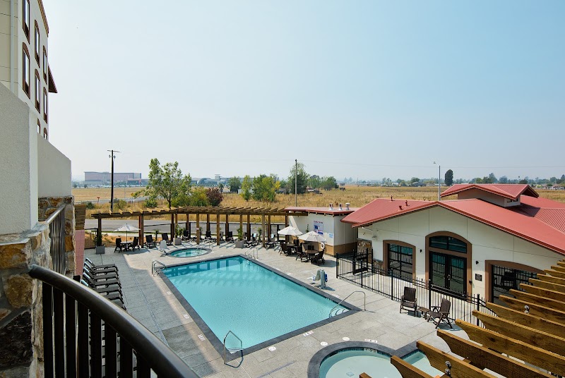 Oxford Suites Sonoma County - Rohnert Park photo 3