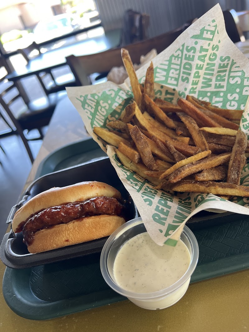 Wingstop photo 4