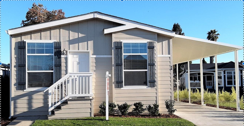 Hilary Thomas Realtor photo 5