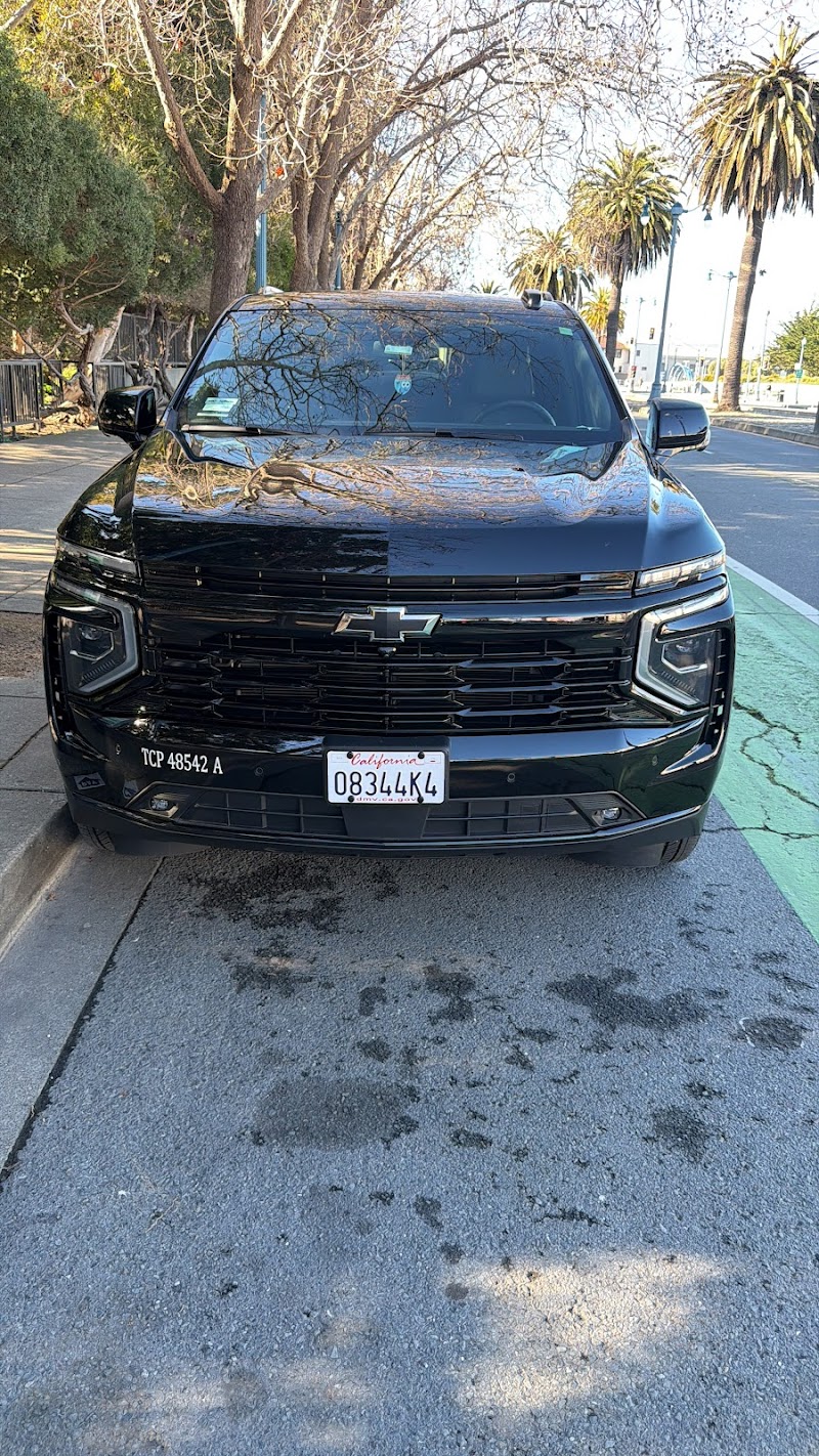 CROWN LIMO LLC photo 2