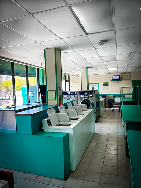 Top of the Hill Clean Laundromat photo 3