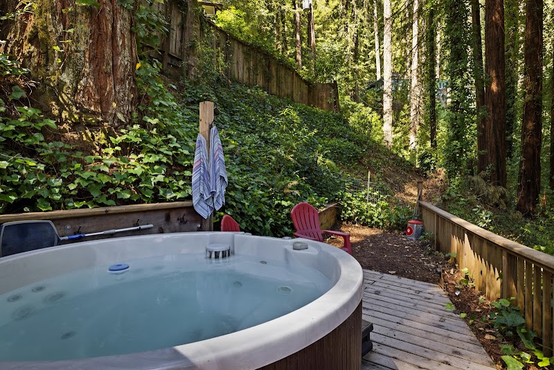 Russian River Vacation Homes photo 5