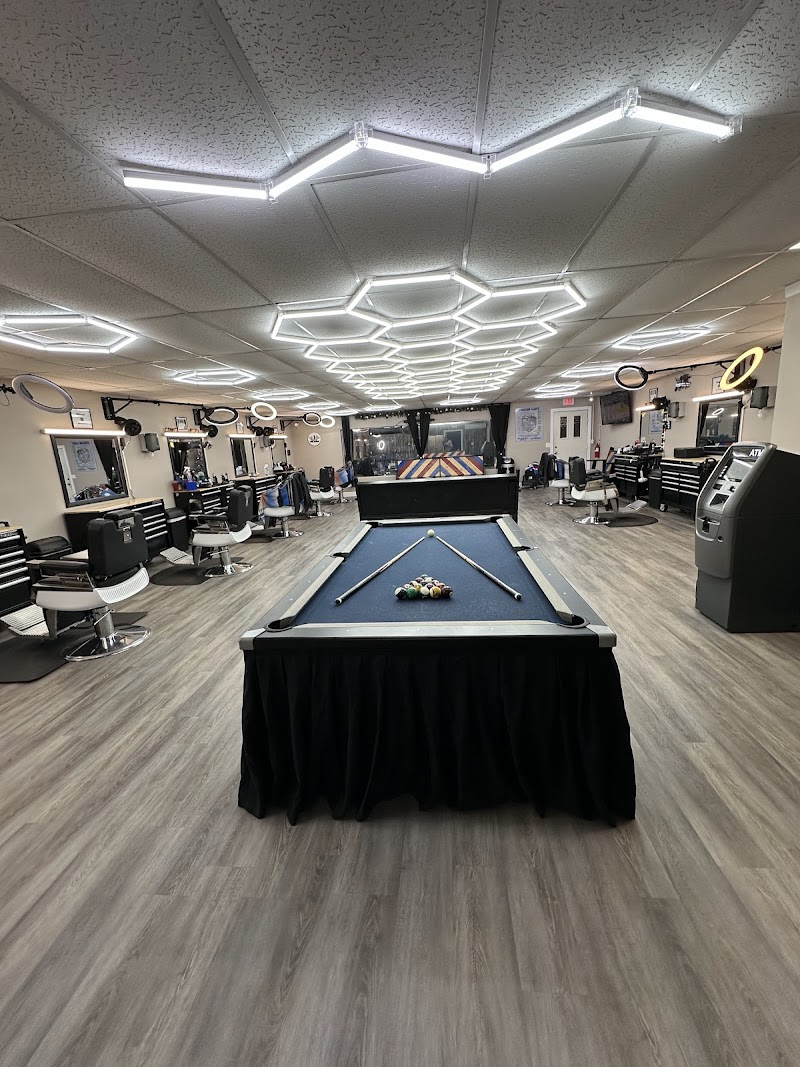 KD BARBERSHOP photo 3
