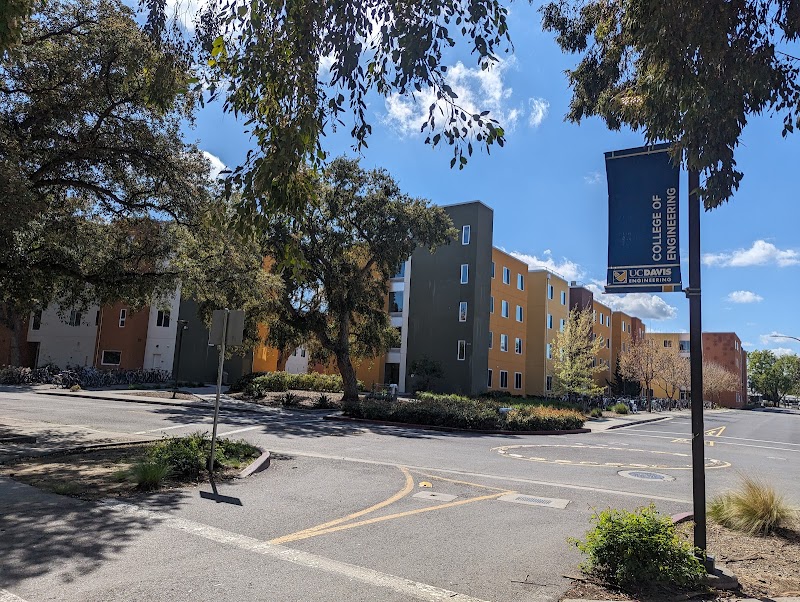 UC Davis Visitor Information photo 5