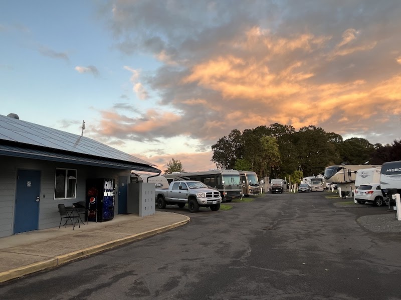 Knox Butte RV Park photo 3