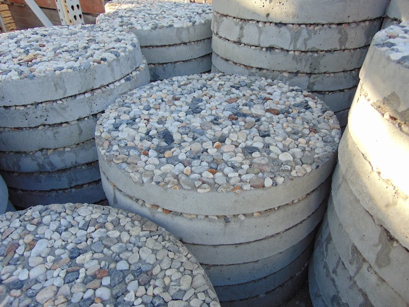 Davis Ace Rock Yard photo 2