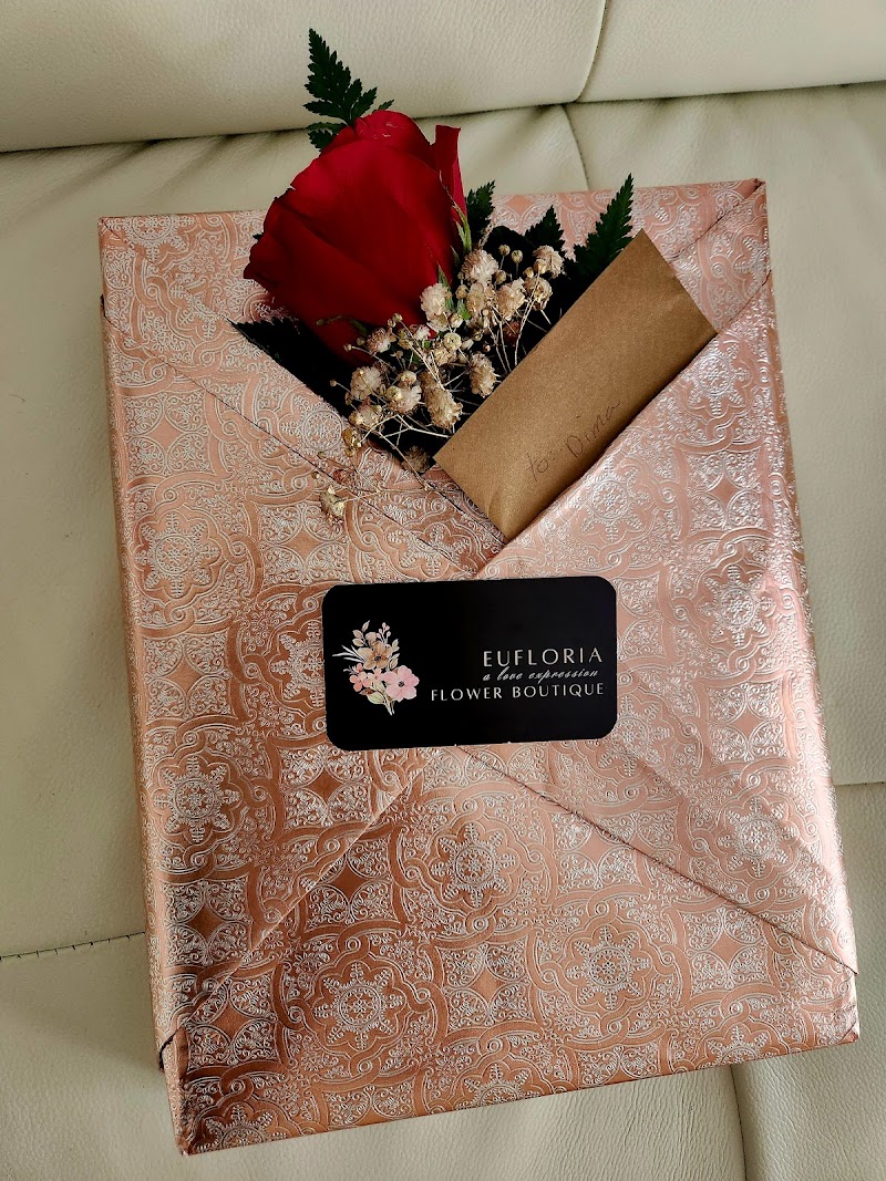 Eufloria Flower Boutique photo 3