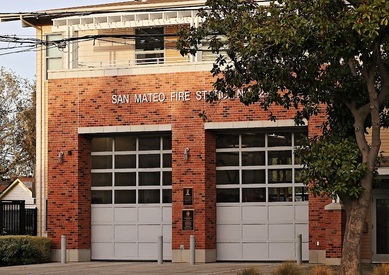 San Mateo Fire Department Station 24 photo 3