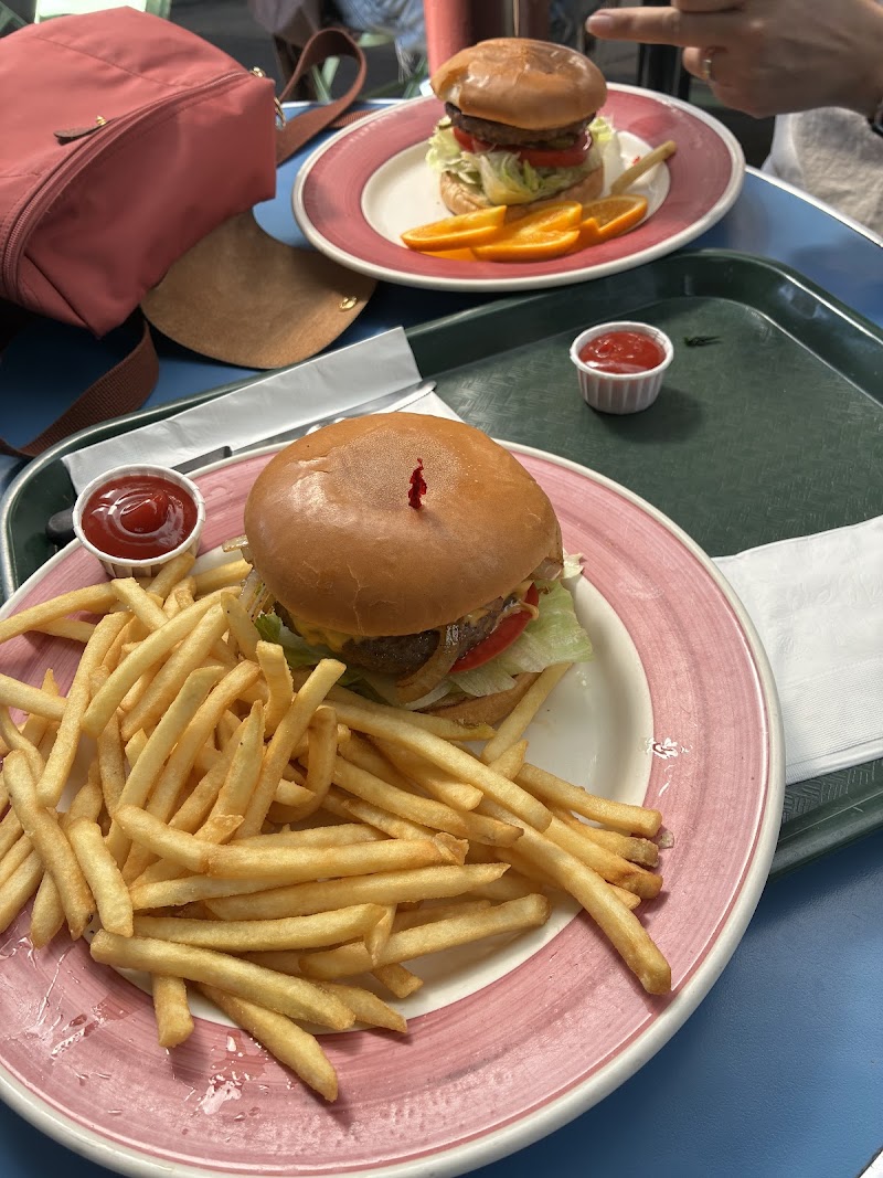 Phil's Deli & Grill photo 3