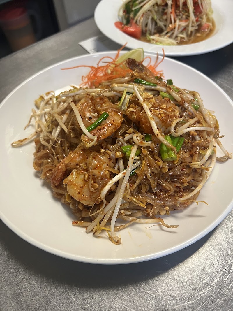 Tuk Tuk Thai Fusion Restaurant photo 3
