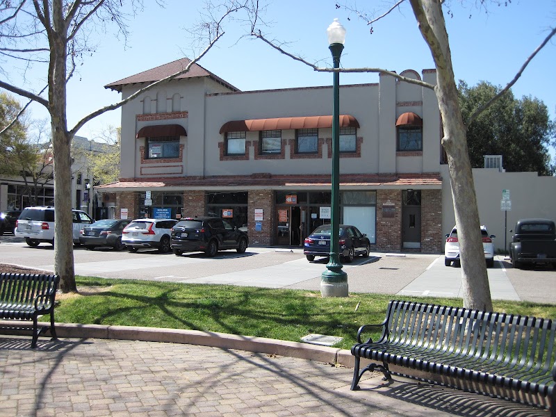Bobbie Jean Salon photo 2