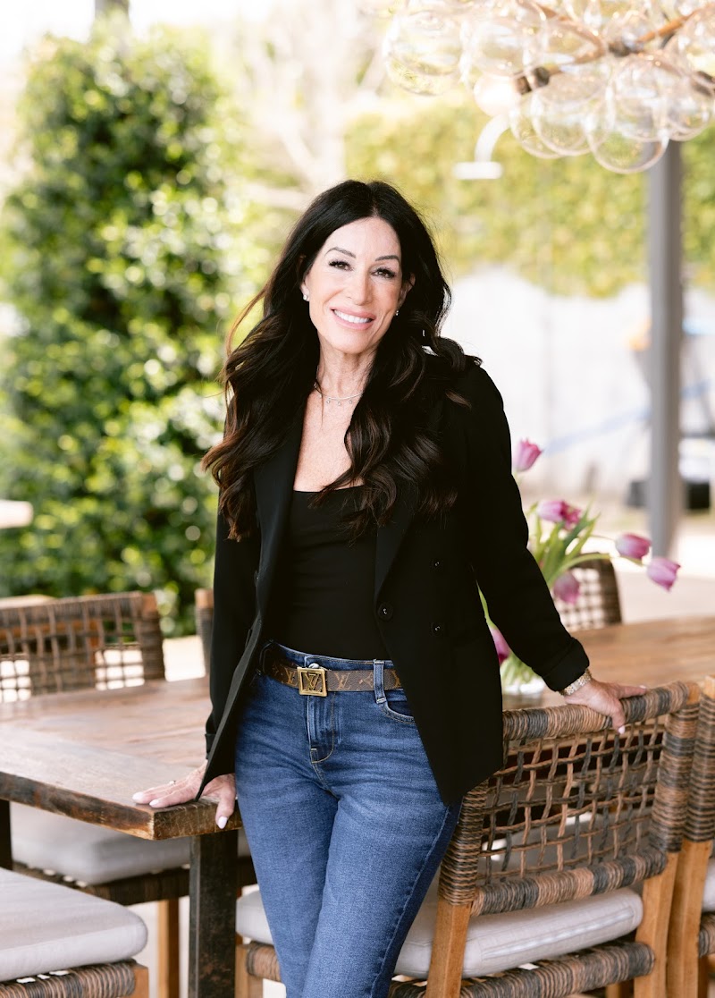 Photo of Kellie Larson Luxury Home Expert